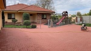 Čistenie Zámkovej Dlažby - hurbanovo